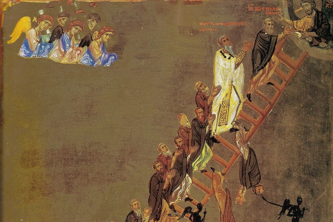 A tall red ladder rises diagonally across a dark gold icon, crowded with robed monks climbing toward Christ, who leans out from heaven at the top right to welcome them, while small black winged demons pull some climbers off with ropes and a group of angels watches from the upper left.